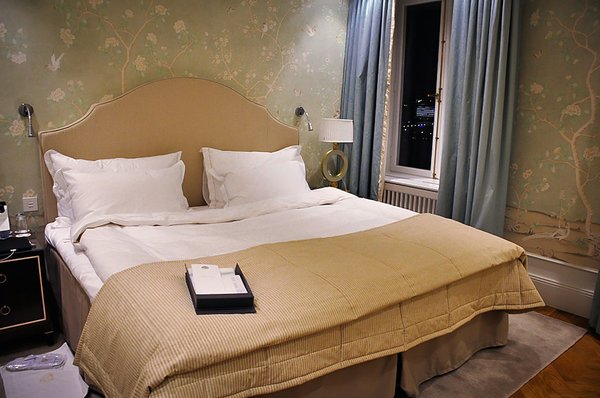 Séjournez à l'hôtel bleu de grenelle près de la tour eiffel